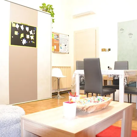 Apartament Fly House Depandance *