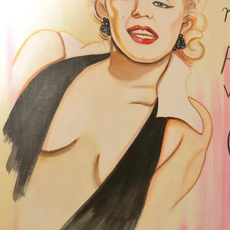 Fly House Depandance *