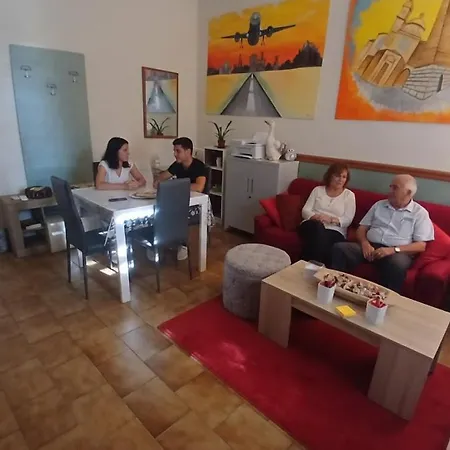 Fly House Depandance *