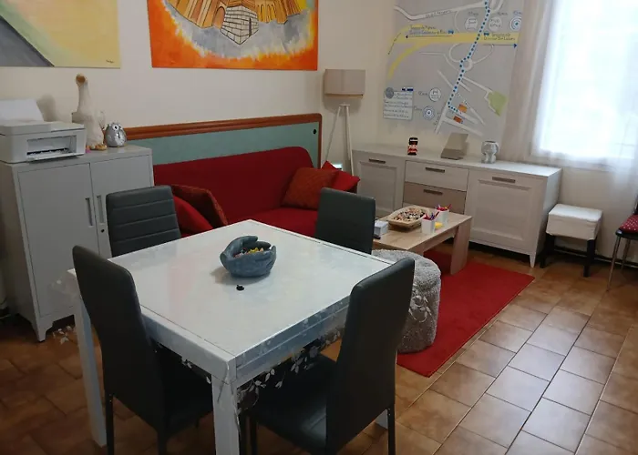 Fly House Depandance