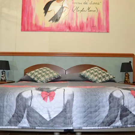 Fly House Depandance Apartment