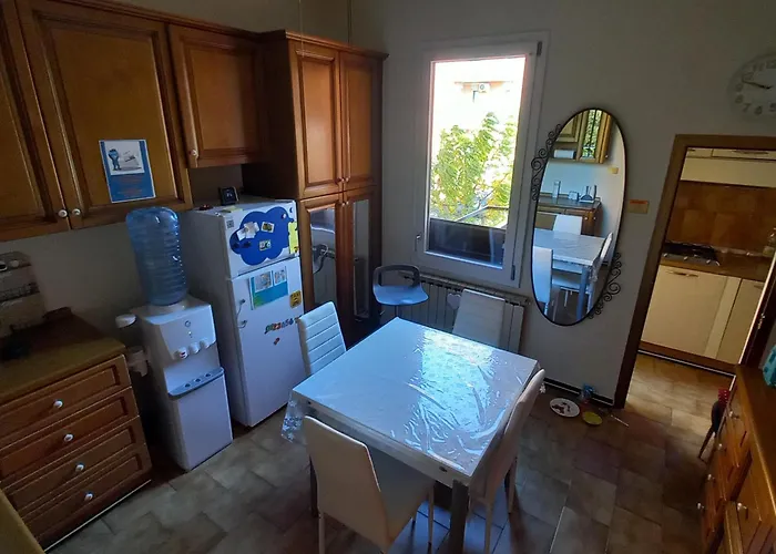 Fly House Depandance *