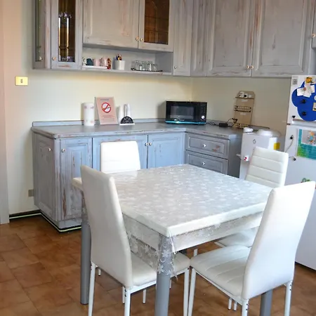 Fly House Depandance